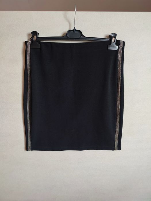 Czarna spódniczka Sinsay XL elastyczna