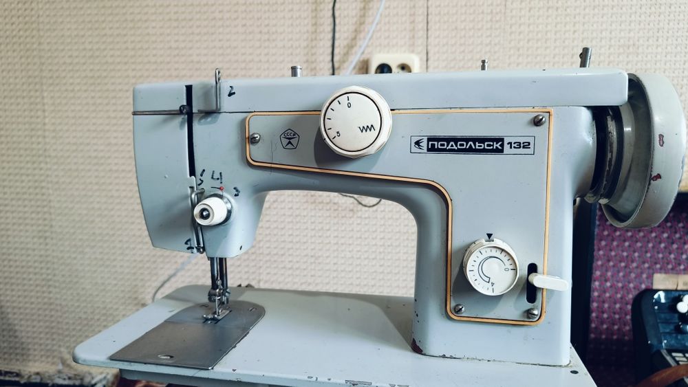 Швейна машинка "Подольск 132"