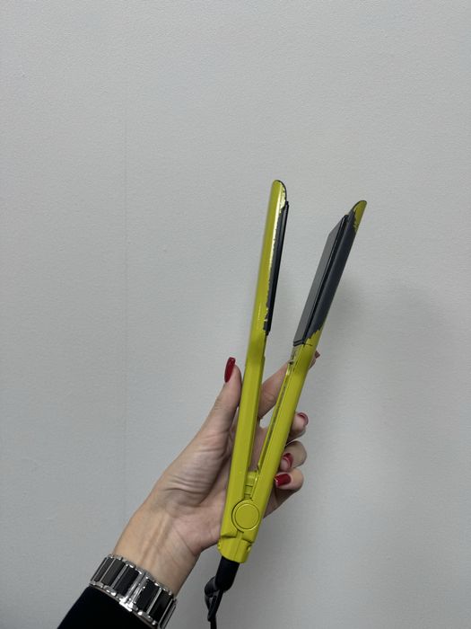 Вирівнювач для волосся