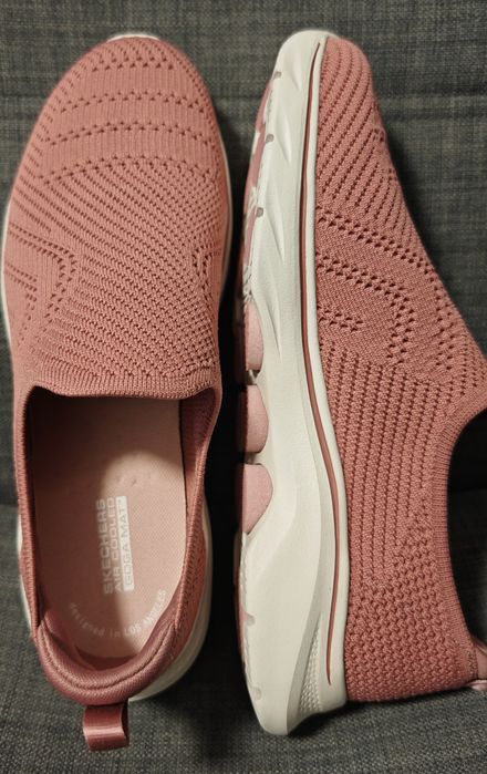 Женские слипоны Skechers