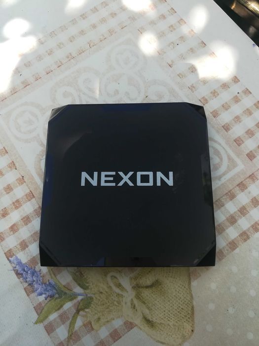Продаю  Видео Smart TV приставку " NEXON X8 RAM:4, RОM:64 " без пульта и блока питания
