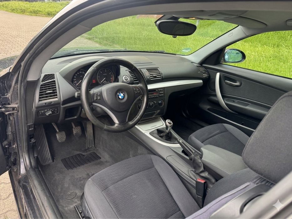 BMW Seria 1 E87 118d