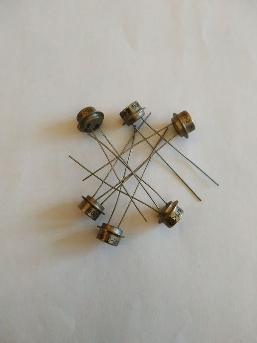 Фоторезистор: ФР-1-3,  ФР1-4В, СФ2-6А, ФСК-2, ФСА-Г2