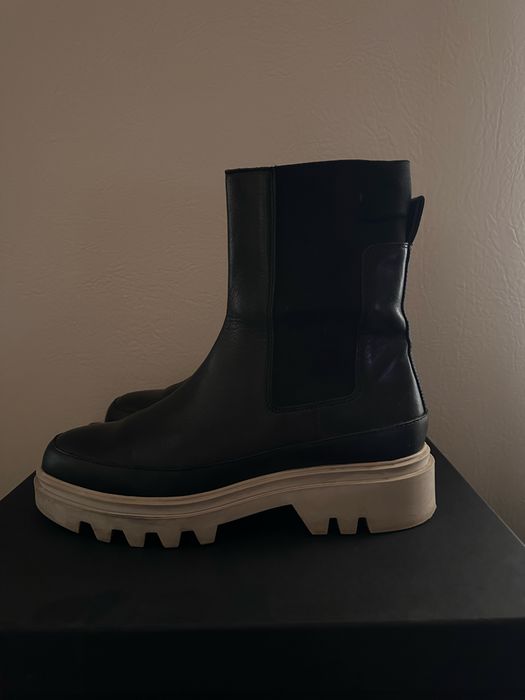 Massimo dutti черевики .
