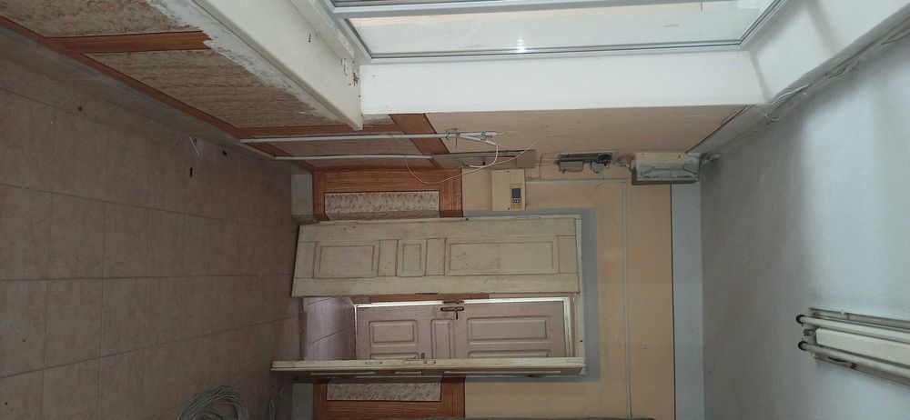 Двоповерхова будівля  561,5 м2, 0,07 га, Борщів, Січових Стрільців 11