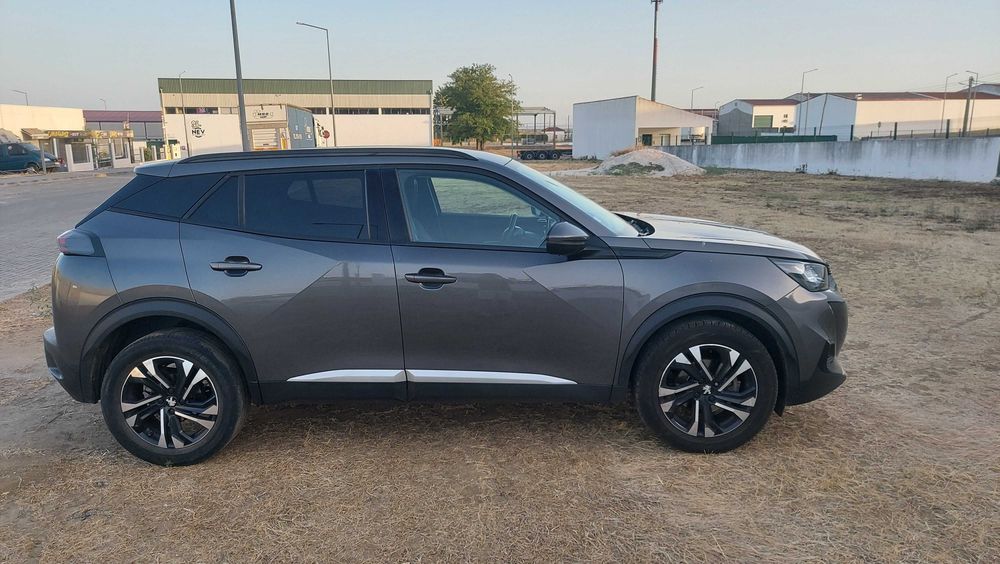 Peugeot 2008 1.2 Puretech Allure