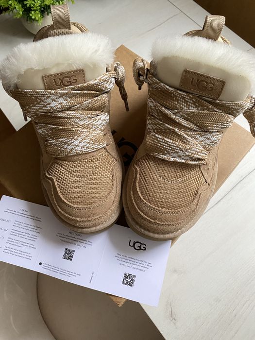 Ugg  lowmel 40-39розмір ориг.