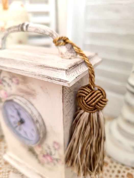 Zegar kominkowy róże