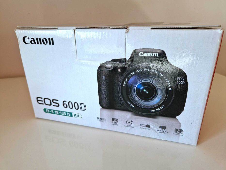 Canon EOS 600D como nova