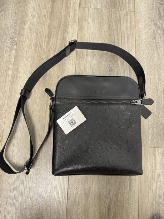 Чоловіча шкіряна чорна сумка через плече Houston від Coach