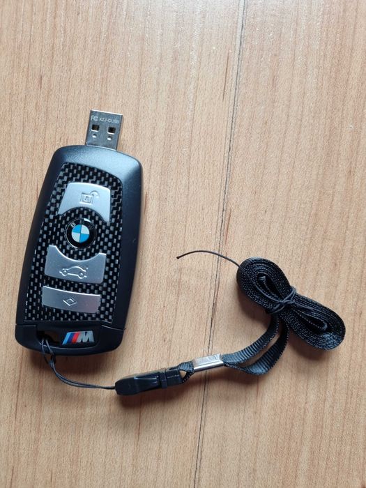 PEN usb BWM 8 GB64286313004803120