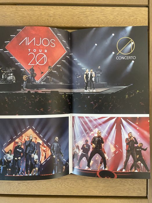 Vendo Edição 2 CDs + Livros dos Anjos (Tour 20 Anos) ao vivo