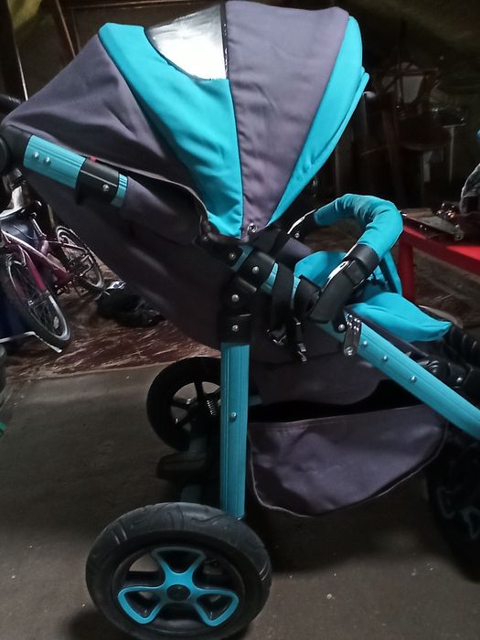 Wózek spacerowy dla dziecka