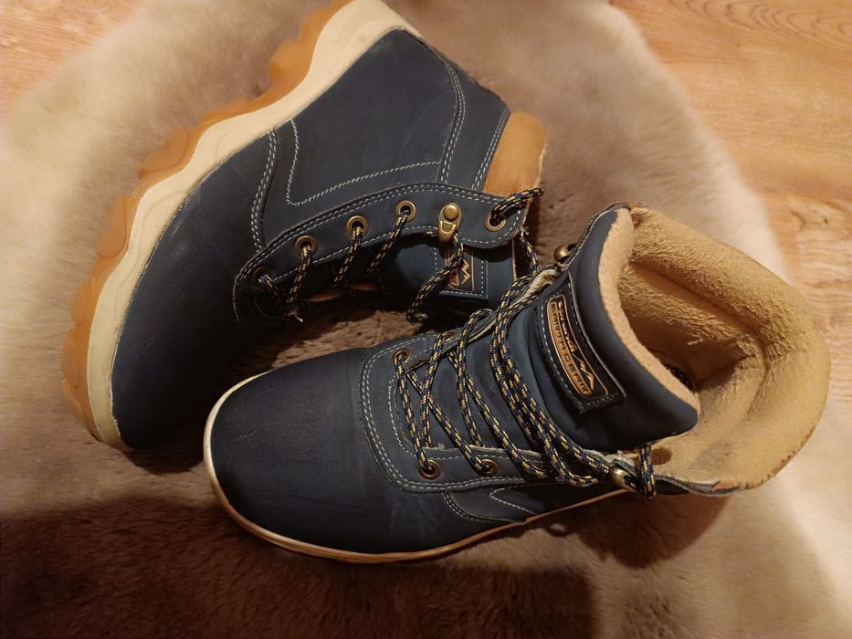 Buty trekkingowe trapery ocieplane z kolekcji Sprandi Earth Gear
