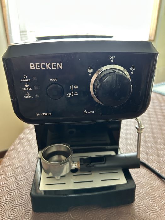 Máquina de Café Manual BECKEN BECM2493