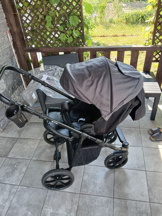Sprzedam wózek dziecięcy milu kids riso