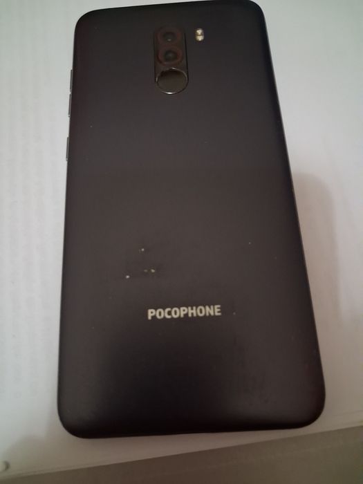 Vendo smartphone Xiaomi Poco F1