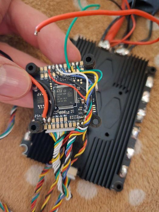 стек spedix f722 + esc 120A 12s