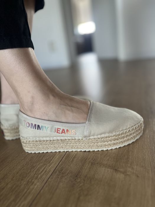 Tommy Hilfiger nowe espadryle