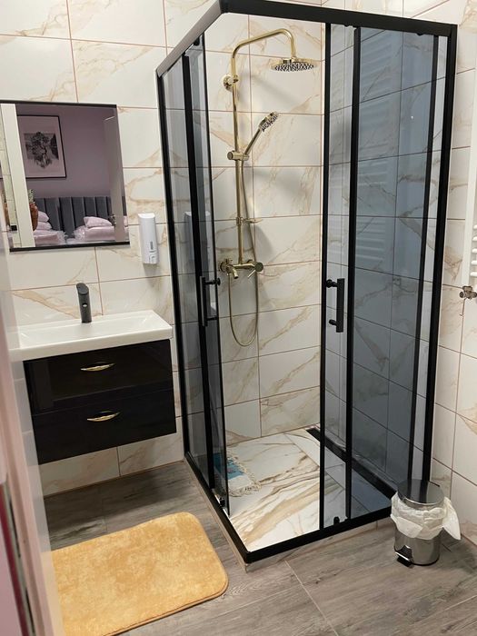 Odstąpię działający krótkoterminowy wynajem pokoi w górach