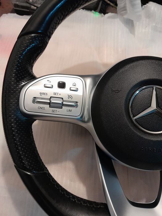 Volante mercedes classe C/E/GLA GLB GLC