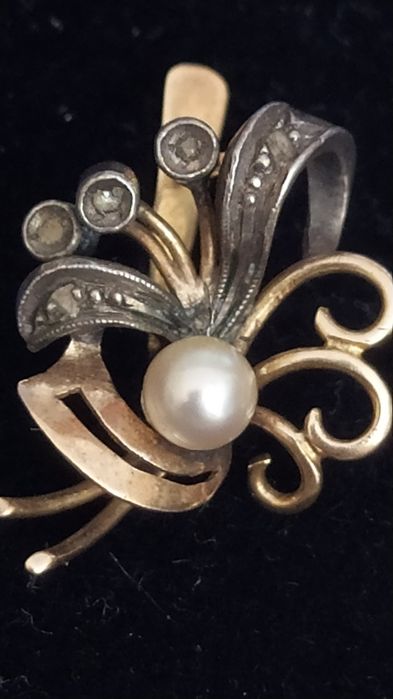 Brincos de ouro com prata