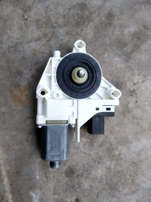 Моторчик механізм склопідйомника dodge journey Fremont 2011/2020р. Б/У