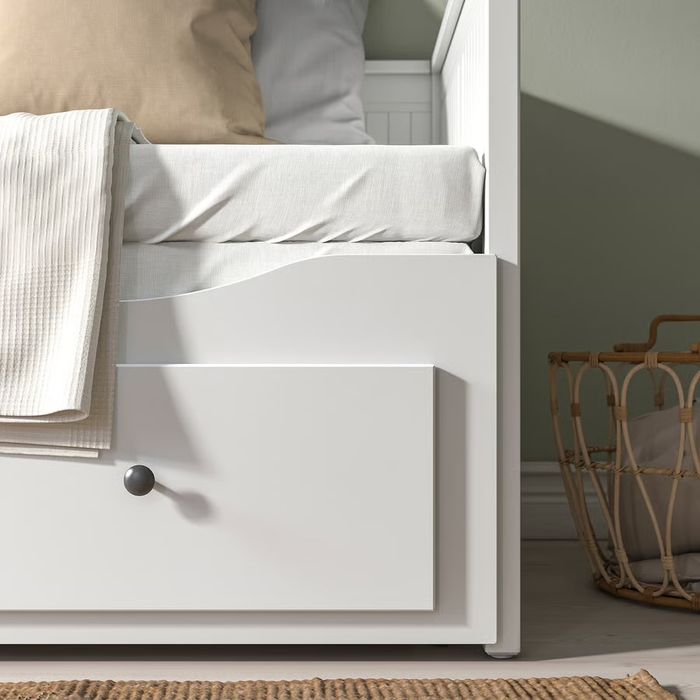 Cama hemmes (IKEA) 2 colchoes