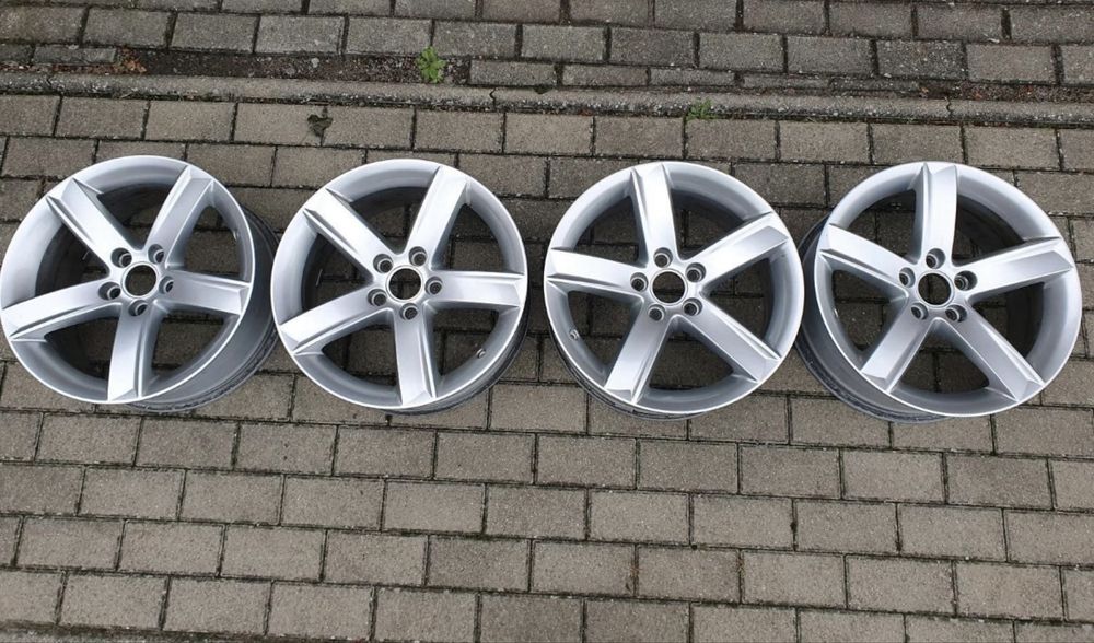 4x Audi alufelgi A5 a4 b8 17 cali 7,5J ET28 5x112 1