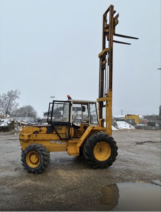 Mini pá carregadora jcb