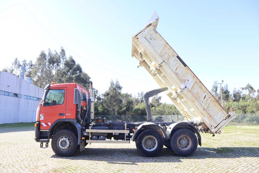 Volvo FM12 380 6×4 2002 Camião Basculante