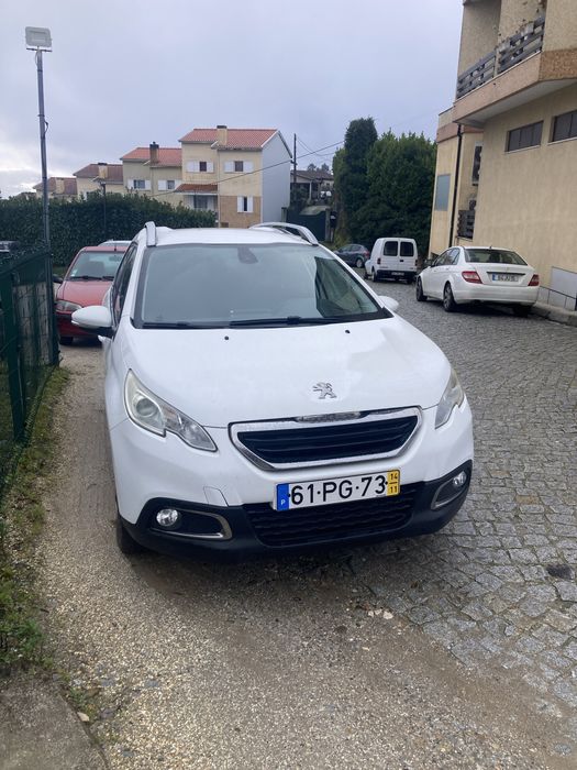 SUV Peugeot 2008 1.2 gasolina