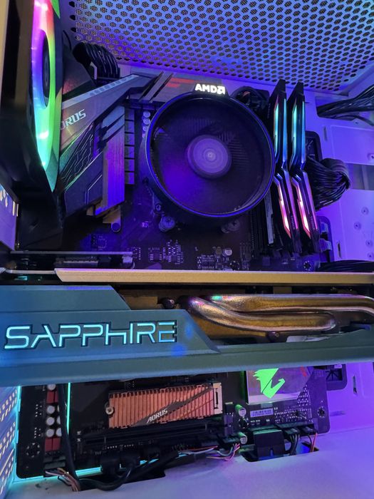 PC Gaming (Ryzen 5 • 24GB Ram • 500GB SSD • RX580 8GB)