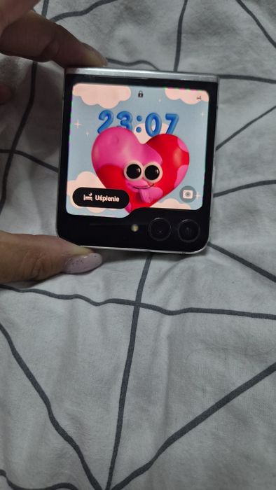 Samsung z flip 5 512