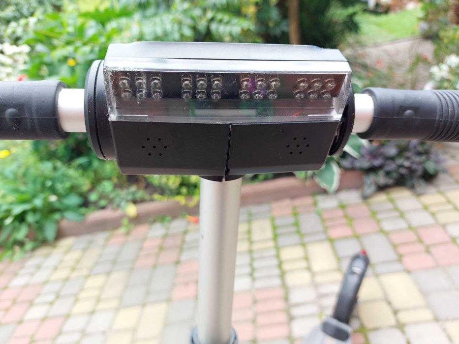 Електросамокат Kugo s3