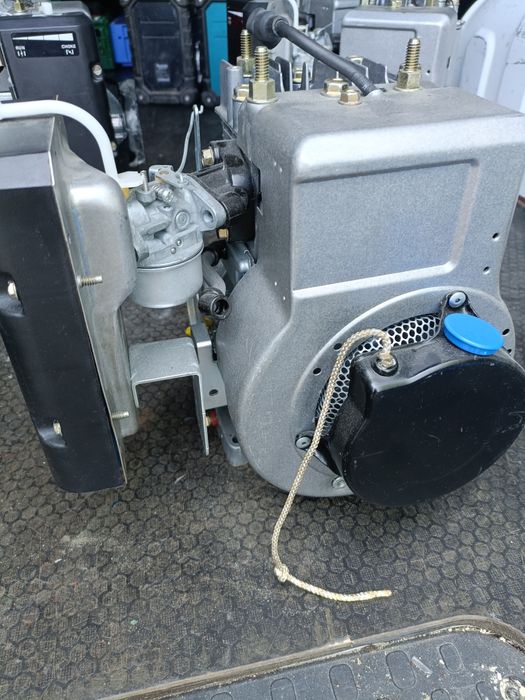 Silnik Briggs  5 HP nowy wertykulator aerator płyta wibracyjna