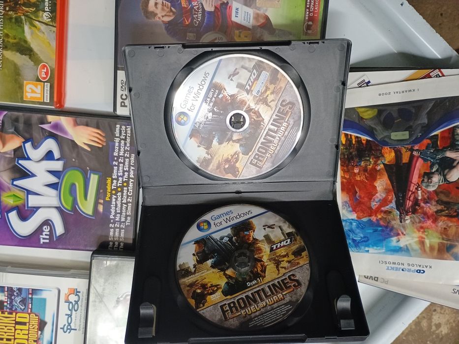 Gry PC komputerowe cena za komplet