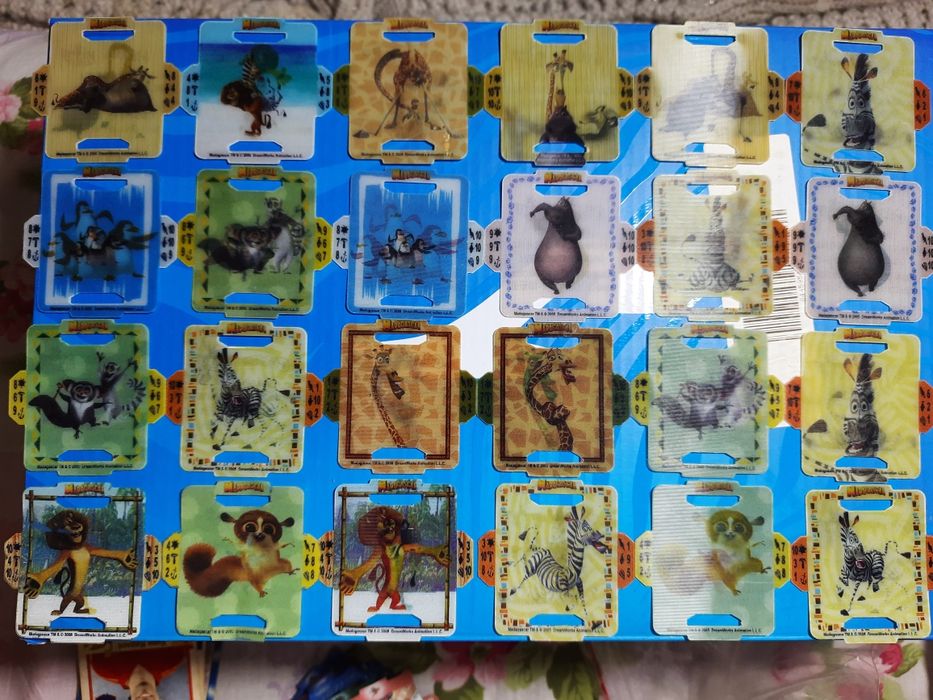 Колекційні карточки картки черезос люкс серії мадагаскар