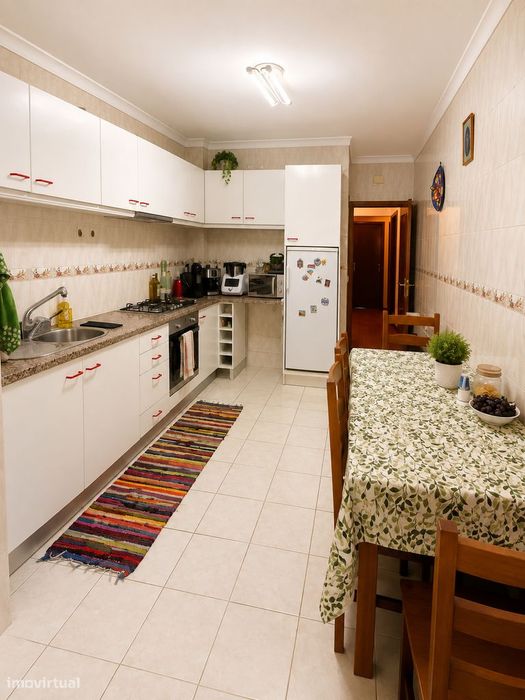 Vende-Se T3 Transformado Em T4 | Vila Real