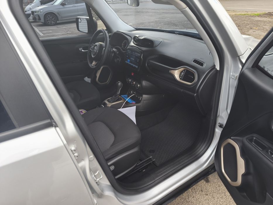 Jeep renegade 2.4 газ бензин полный привод автомат