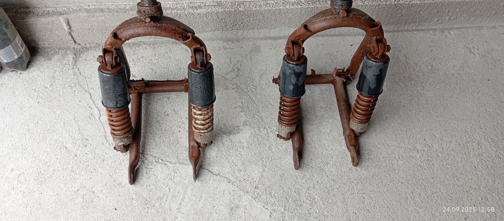 Вилка Моторолера Муравей