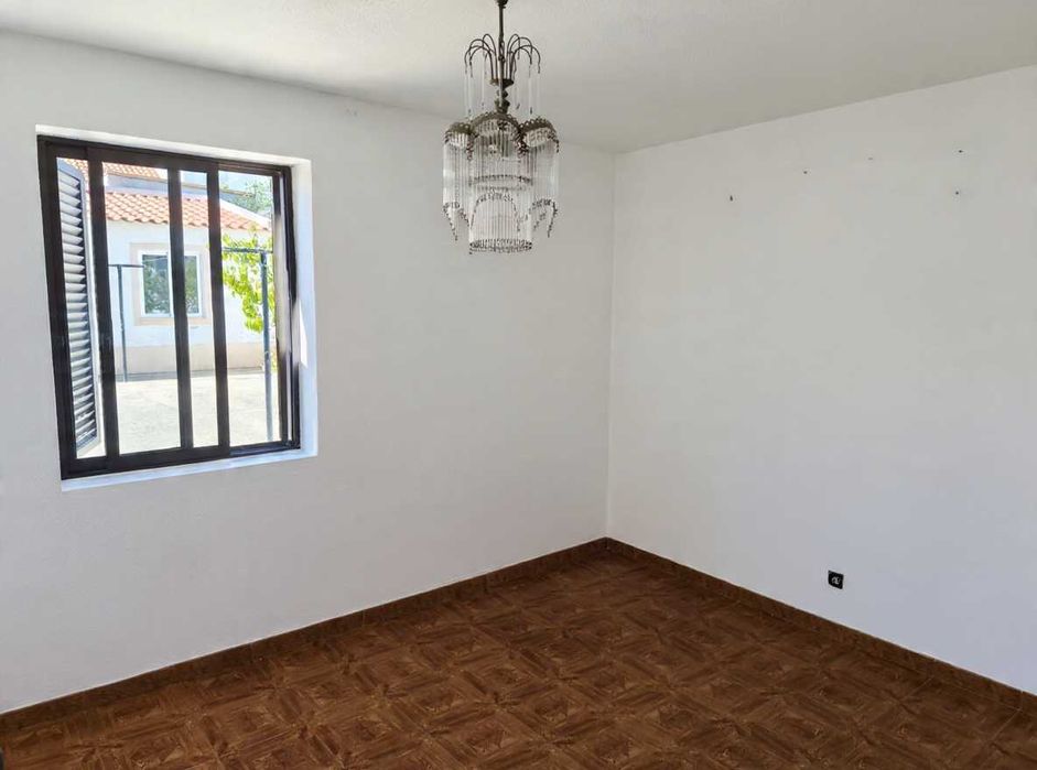 Moradia T2, para arrendamento