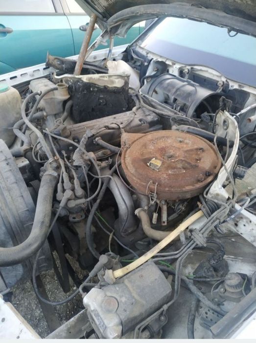 Запчастини б.у  двигун кпп Mersedes Benz W 124 2.3 бенз