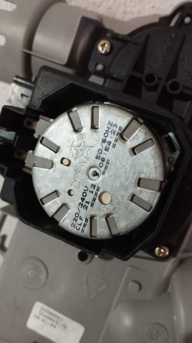 Maquina lavar loiça Bosch peças ainda disponiveis
