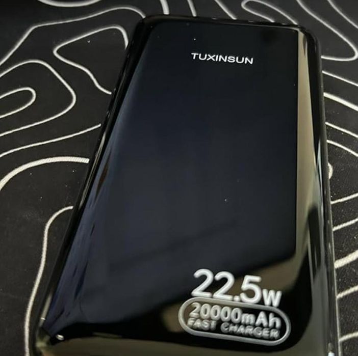 Power bank de carregamento rápido ( novo com garantia)