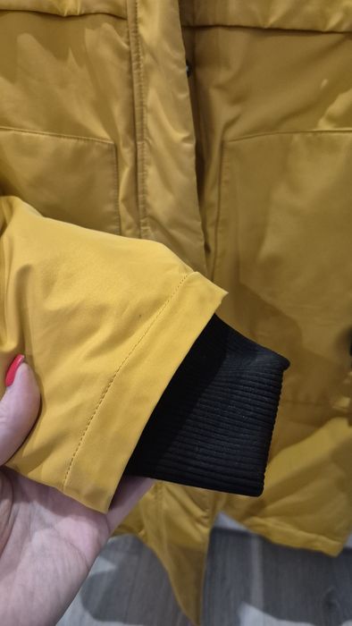 Зимова дуже тепла куртка парка