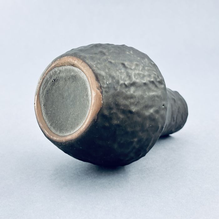 lata 60-te piękny wazonik ceramiczny