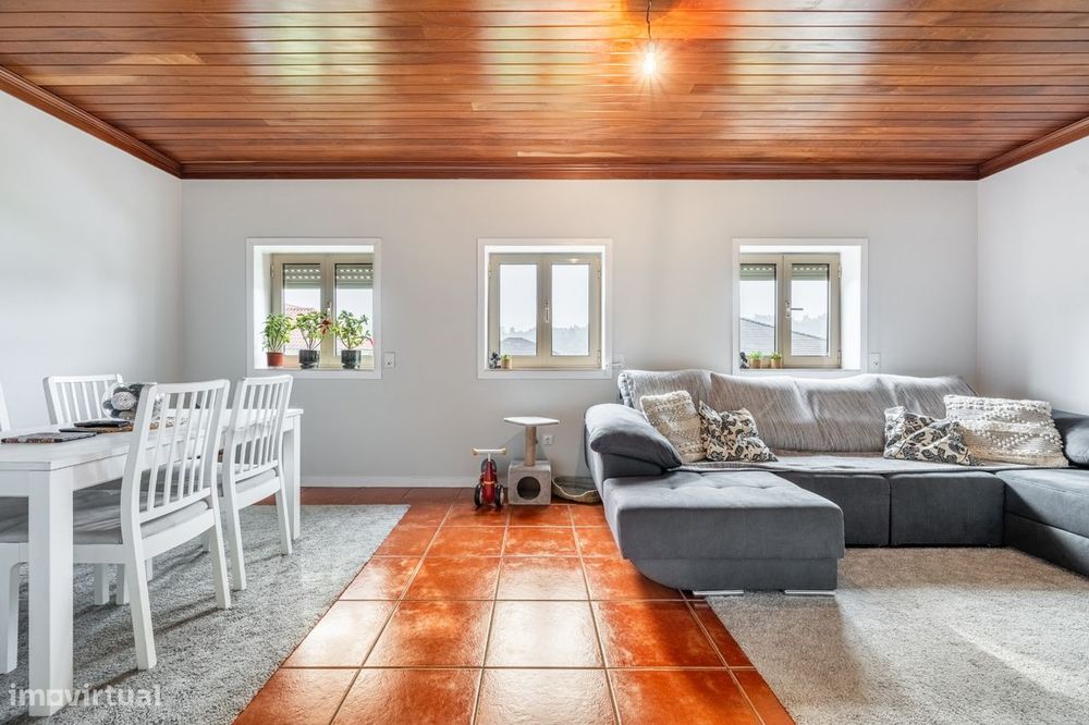 Apartamento T3 Duplex em Excelente Estado – Porto de Ave