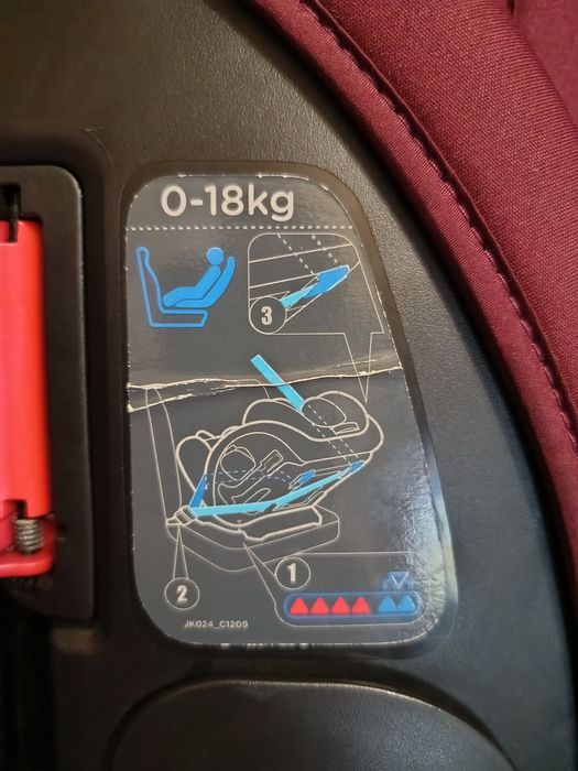 Cadeira Auto Joie (0 a 36Kg) Universal c/ Cinto - Estado Como Novo