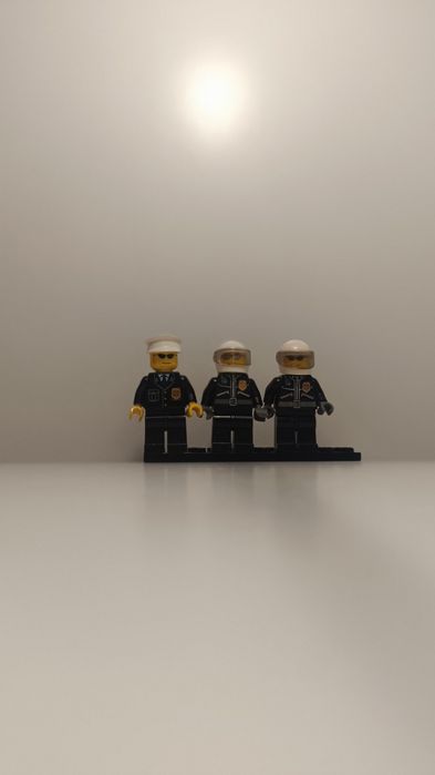Minifigurki policjantów LEGO